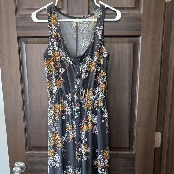 Maurices Dresses & Skirts - MAURICES Gray Sleeveless Floral Button-Down Maxi Dress Size XS